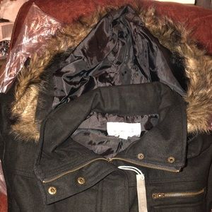 Avenue Hooded Fake Fur jacket 30/32